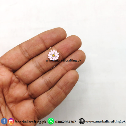 Enamel Charm Light Pink Daisy