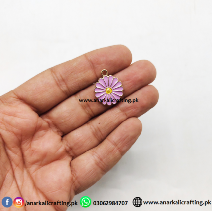 Enamel Charm Daisy Lilac